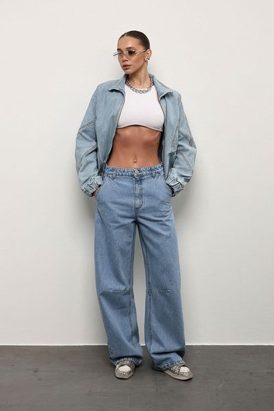 Alexa Jeans